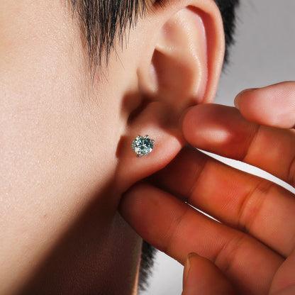 Light Luxury All-match S925 Silver Moissanite Dragon Claw Earrings for Men and Women with High-end Sense Instagram Style Fashionable Distinctive Earrings